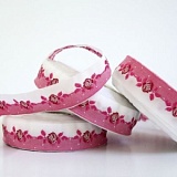 Купить недорого   Тесьма декоративная "Розы", ширина 20мм, Acufactum Ute Menze,  в интернет магазине Фэмили хоби