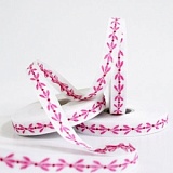 Купить недорого   Тесьма декоративная "Листья", ширина 10мм, Acufactum Ute Menze,  в интернет магазине Фэмили хоби